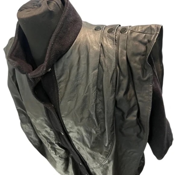 Vintage Outerwear by Phoenix Women's Black Leather Jacket Size 9/10 - Picture 5 of 9